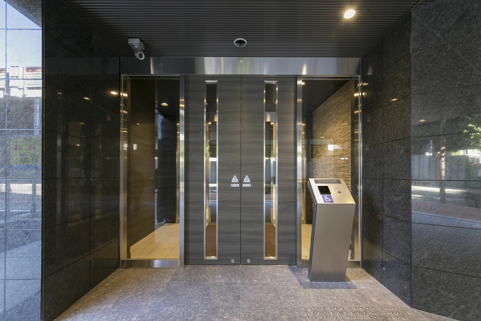 Hotel R&b Shin Kitaguchi Ōsaka